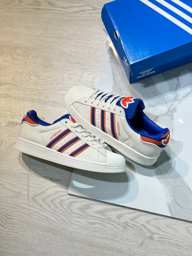Adidas SuperStar