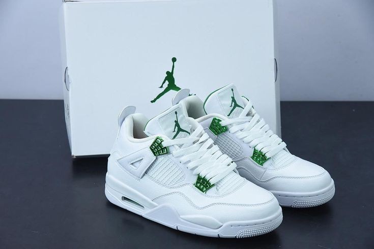 Jordan retro 4