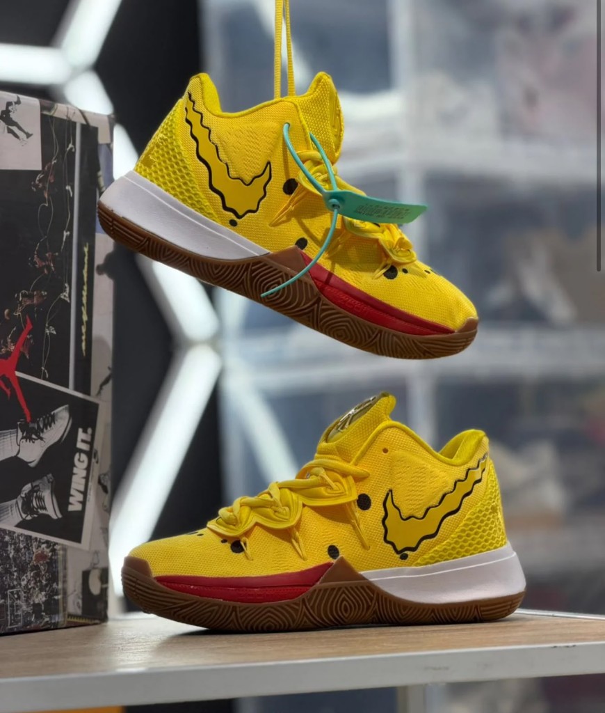 Nike kirie Irving 5  serie Bob Esponja