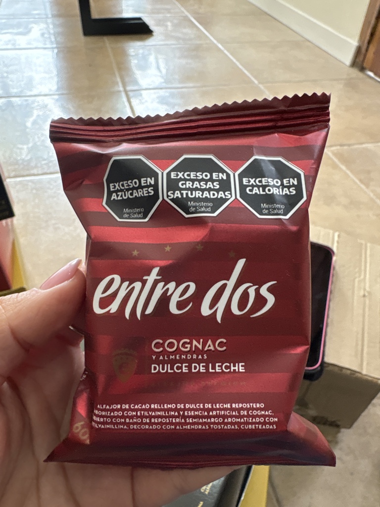Entre dos cognac y almendras