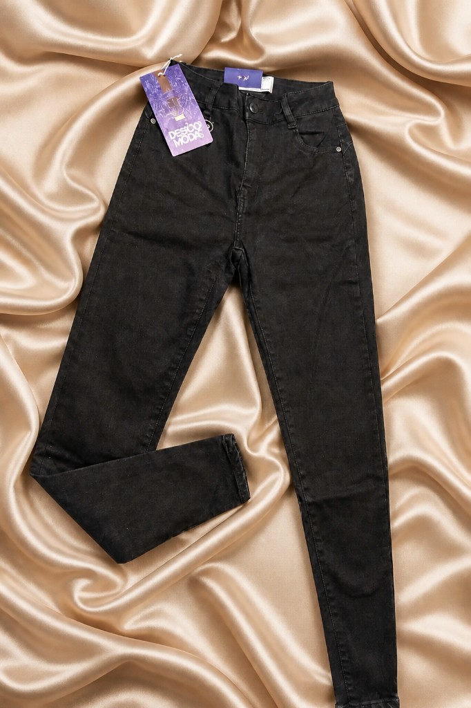 Skinny Fit M183 T38