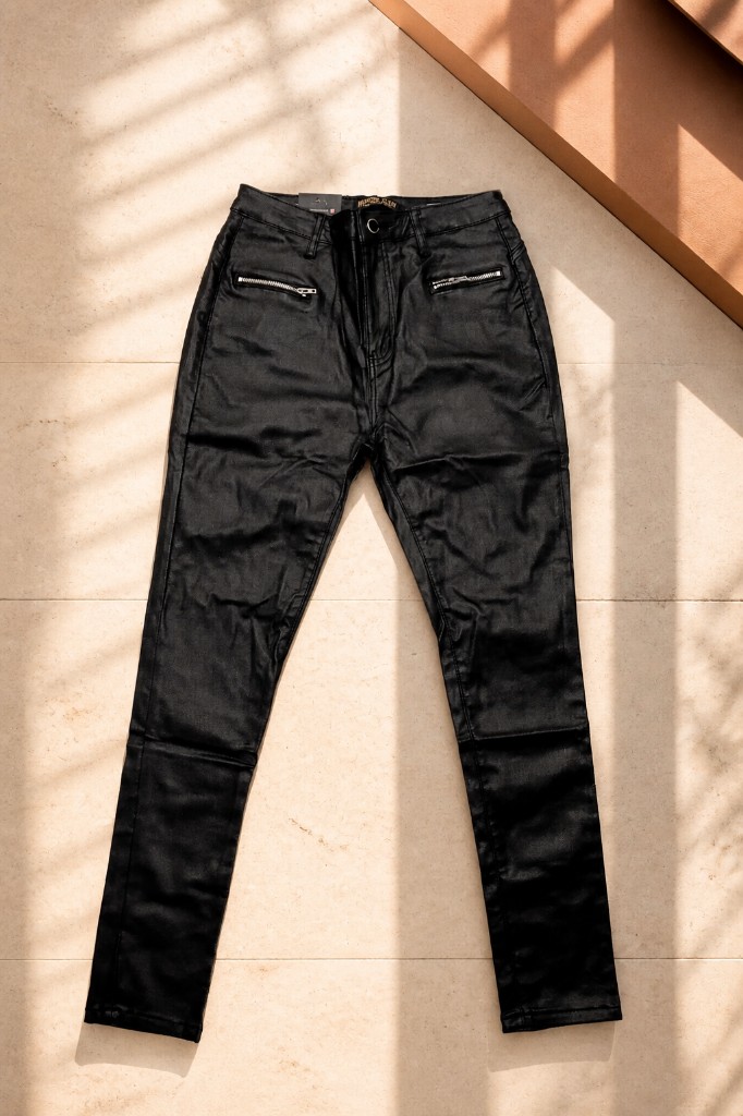 Skinny Fit Ecocuero T46