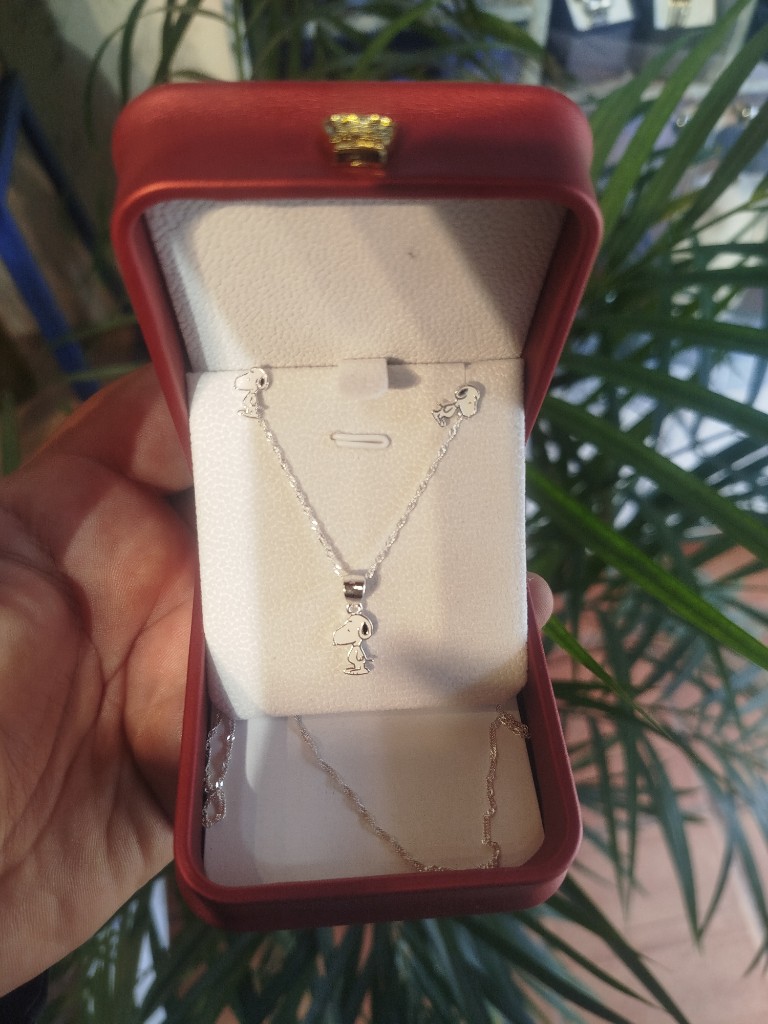 Cadena plateada Snoopy