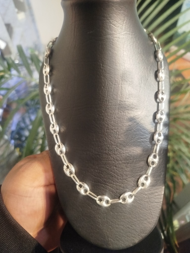 Cadena de plata tejido Gucci mediano