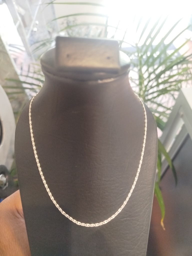 Cadena de plata eslabón escalera diamantado