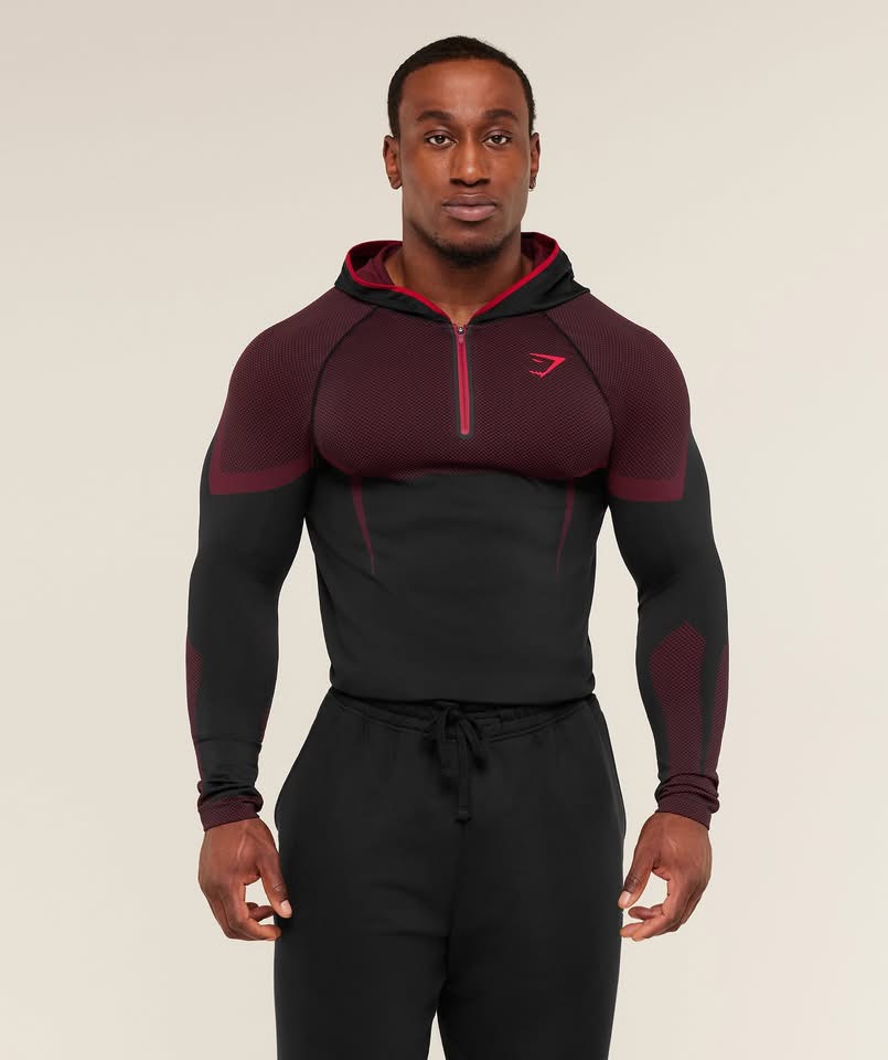 GYMSHARK Onyx 5.0 Seamless Hoddie Long Sleeve  T-Shirt - Black/Carmine Red