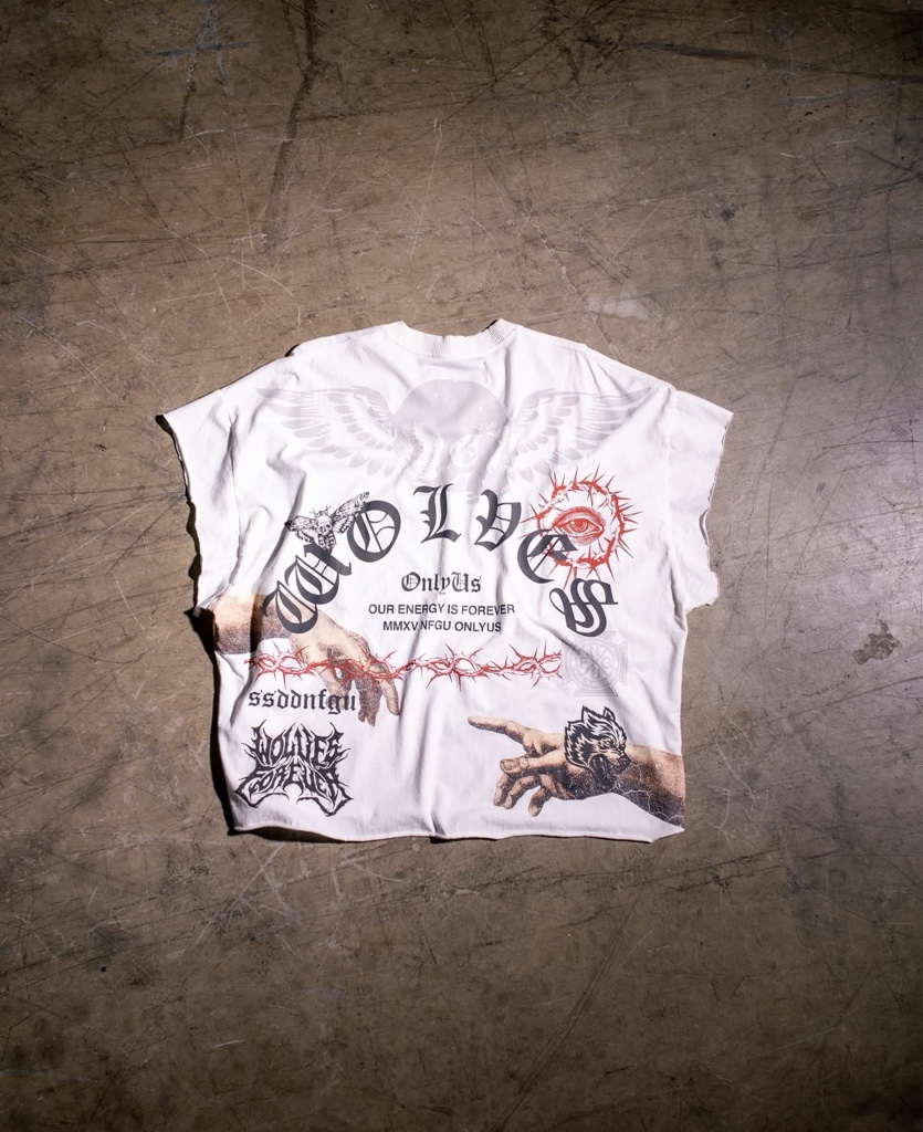 DarcSport 🐺 Darc Creed Grunge Cut-Off Tee in Cream