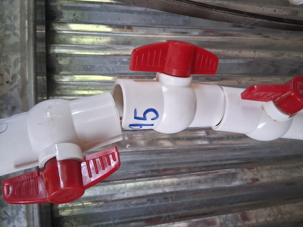 Valvula PVC 1" roja