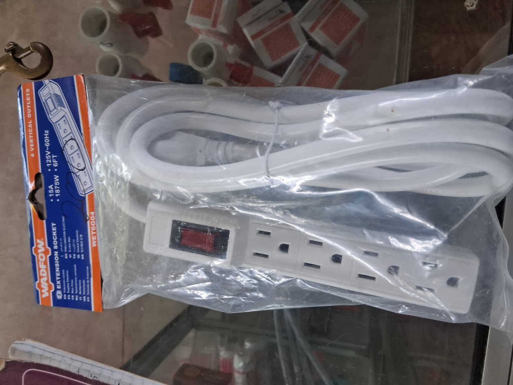 Wadfow extension socket blanco