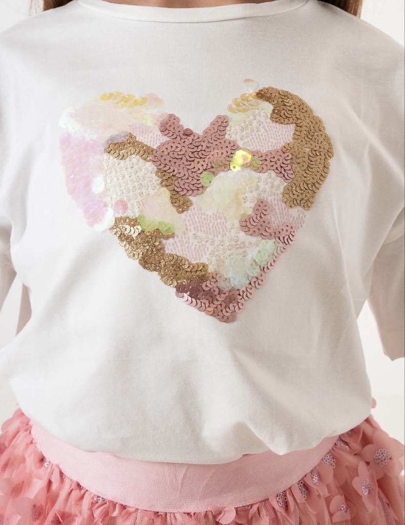 Remerita corazon lentejuelas