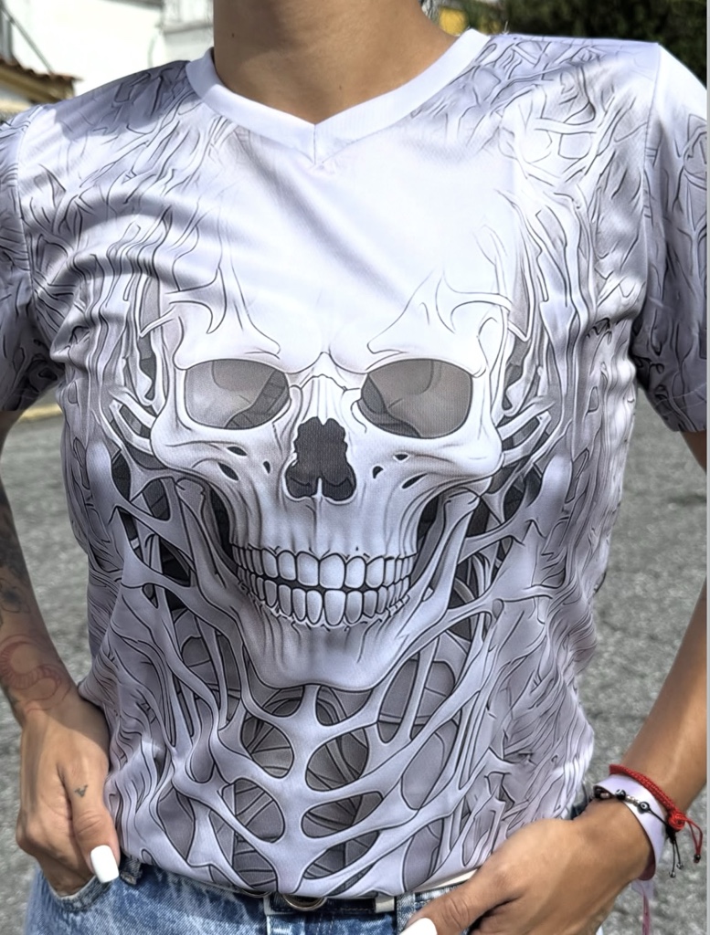 FD07 Franela de calavera blanca