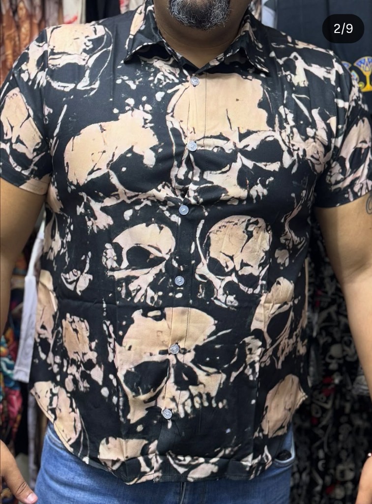 CC12 Camisa de calavera Marron con negro