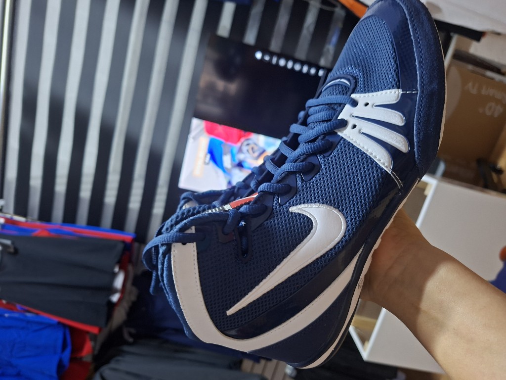 NIKE FREEK