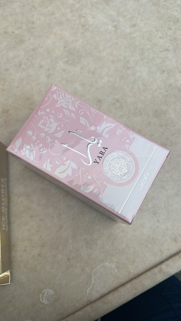 Yara rosa perfume