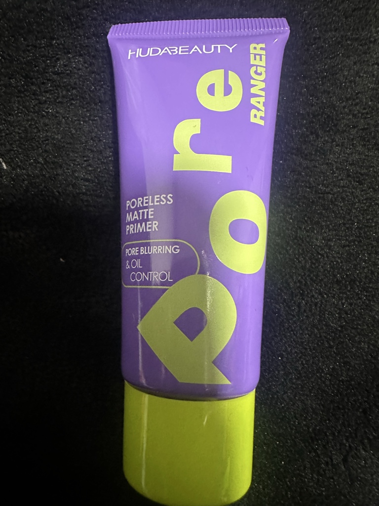 Huda Beauty Pore Primer