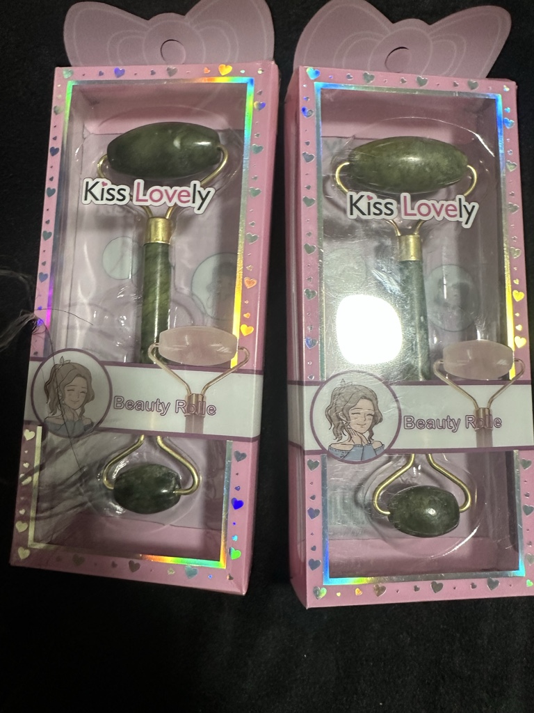 Kiss Lovely rodillo facial verde