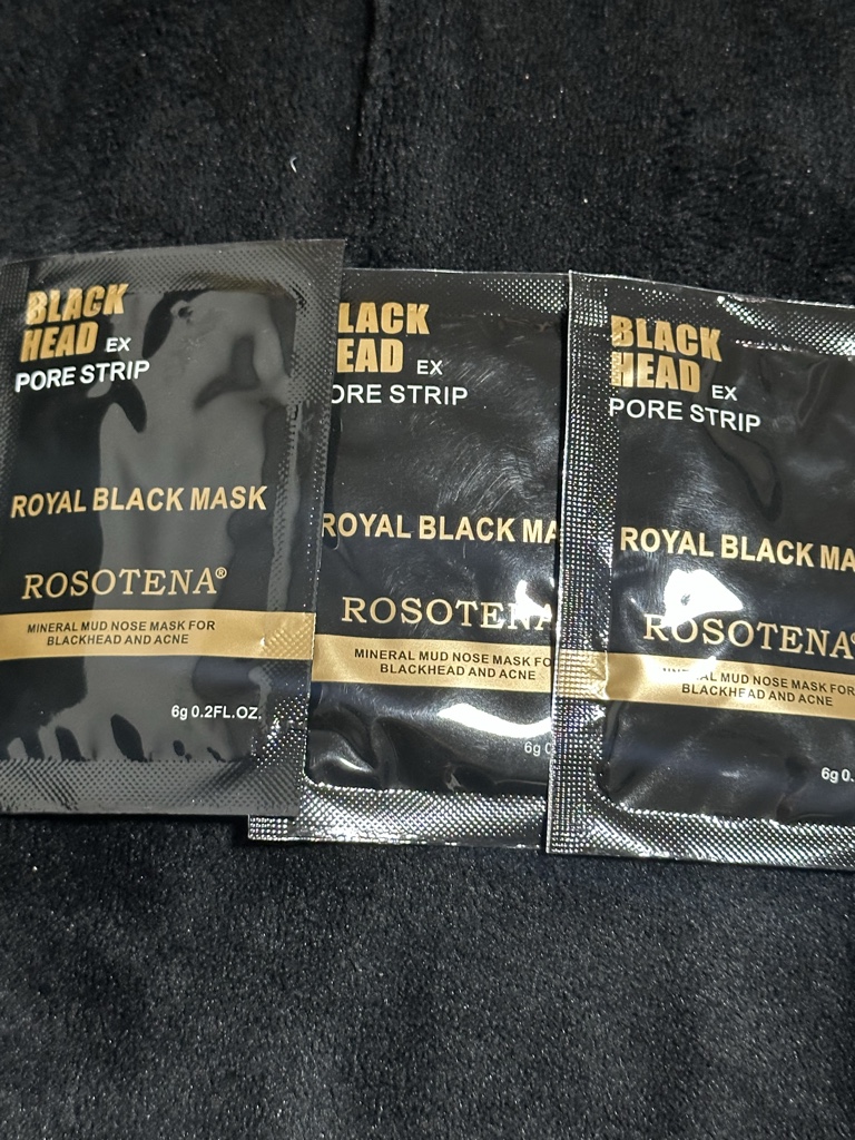 mascarilla negra