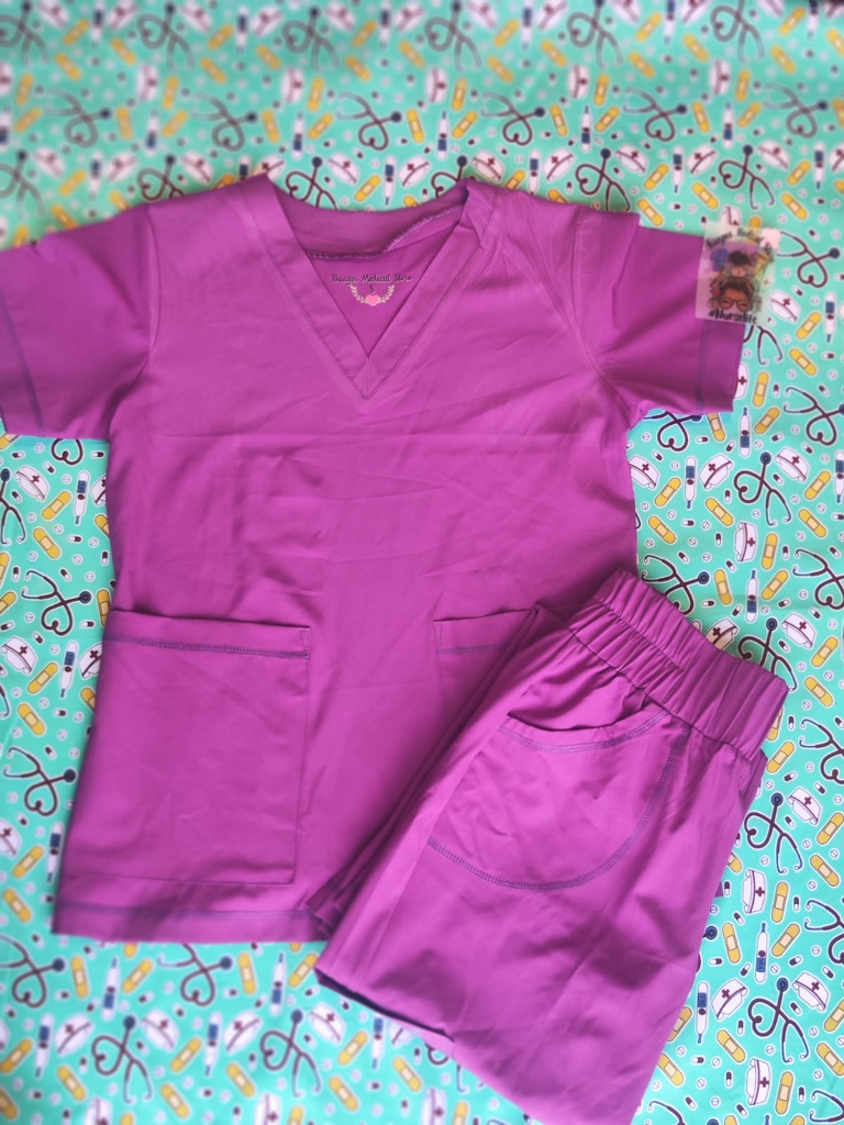 Uniforme morado claro Antifluido stresh