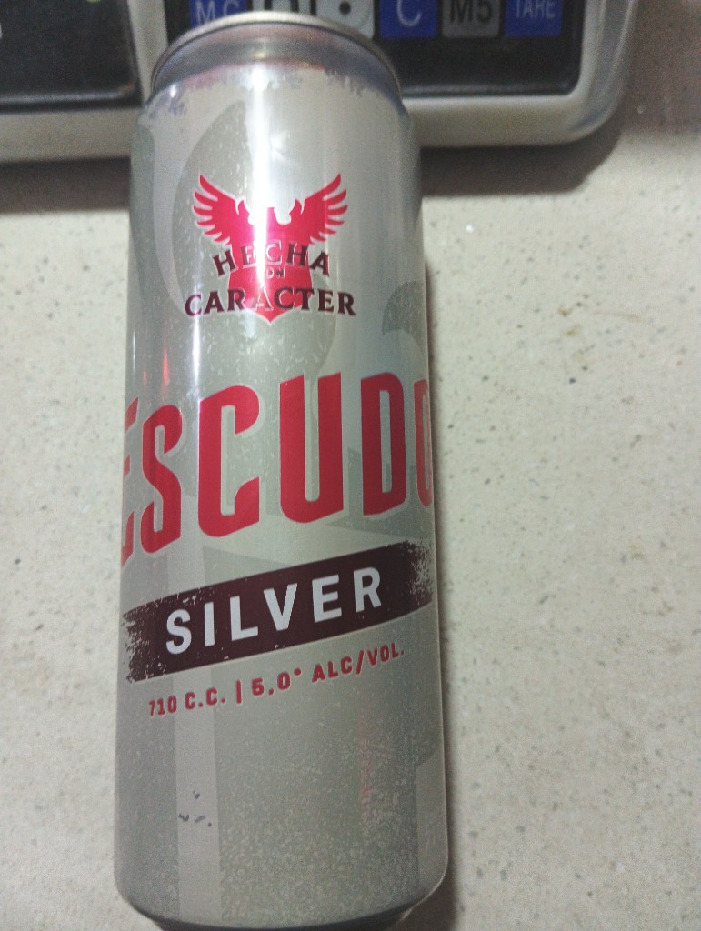 Escudo Silver lata 710 cc