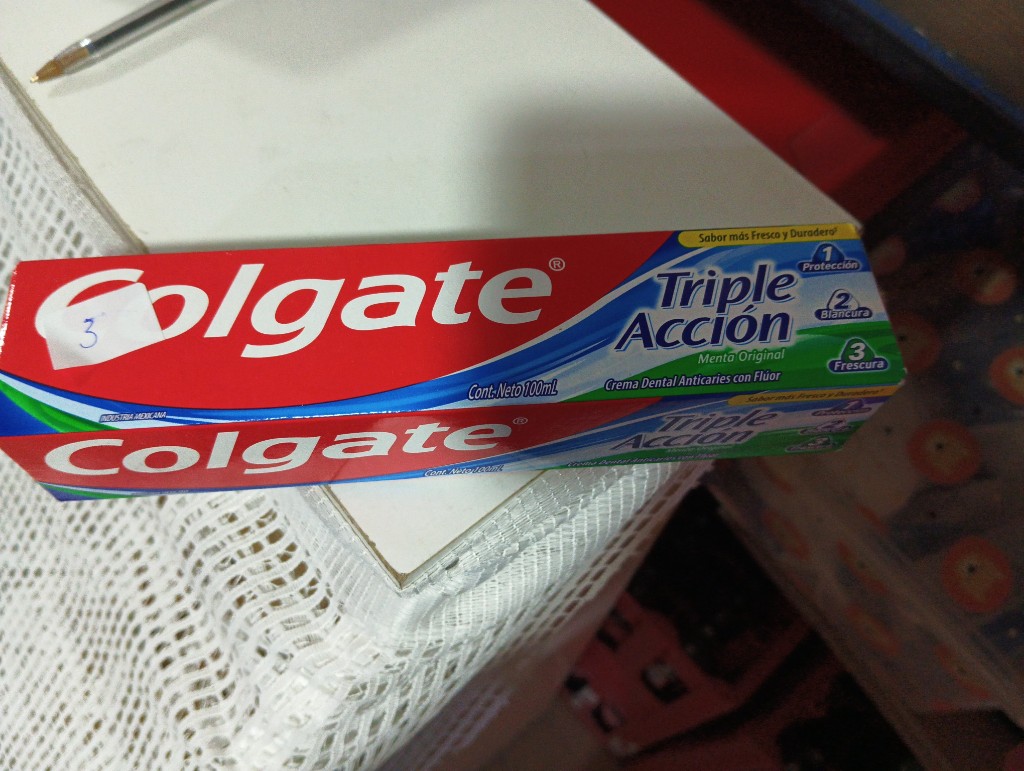 Colgate Triple Accion menta 100ml