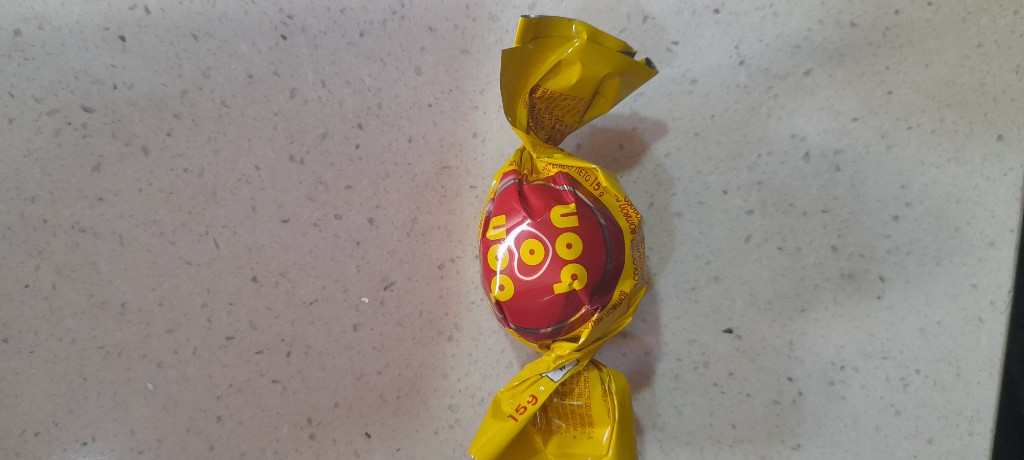 bon bon rojo
