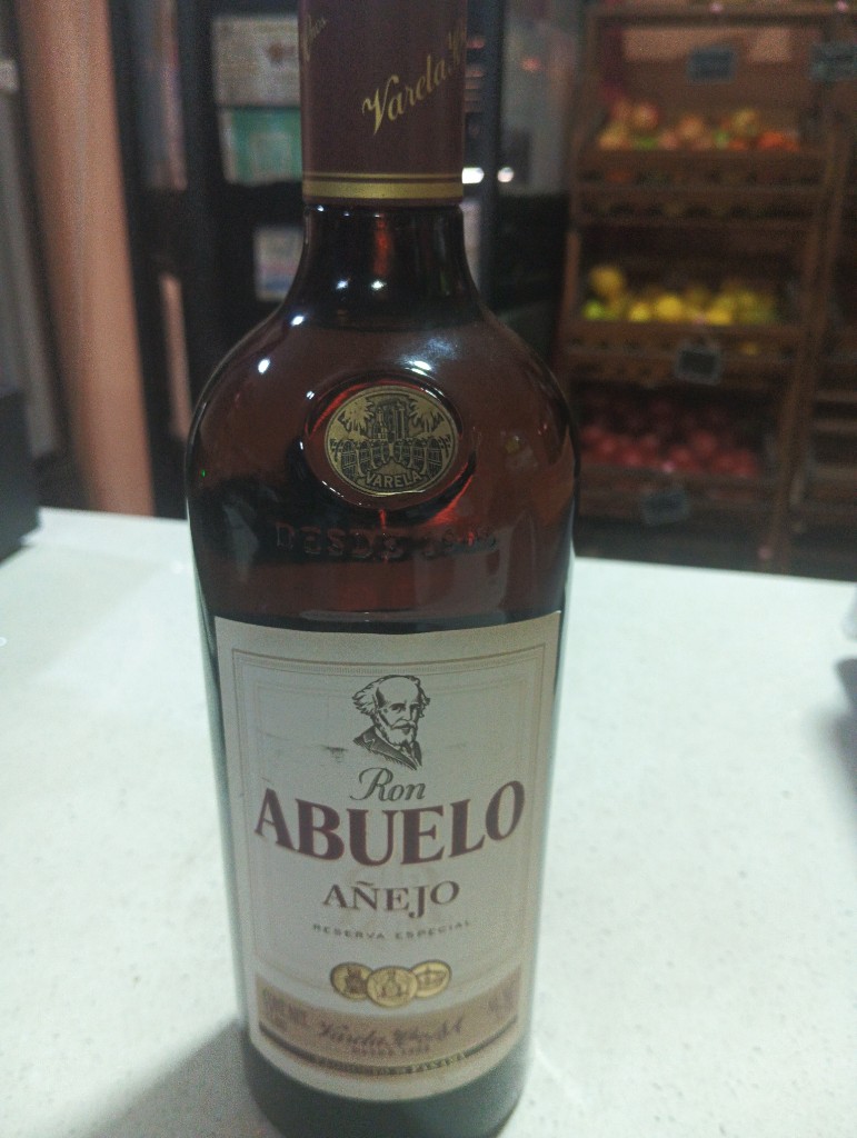 Ron Abuelo Añejo
