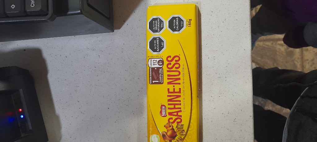 Nestle Sahne-Nuss chocolate 160g