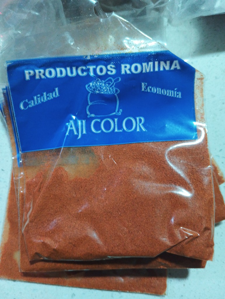 Ají color