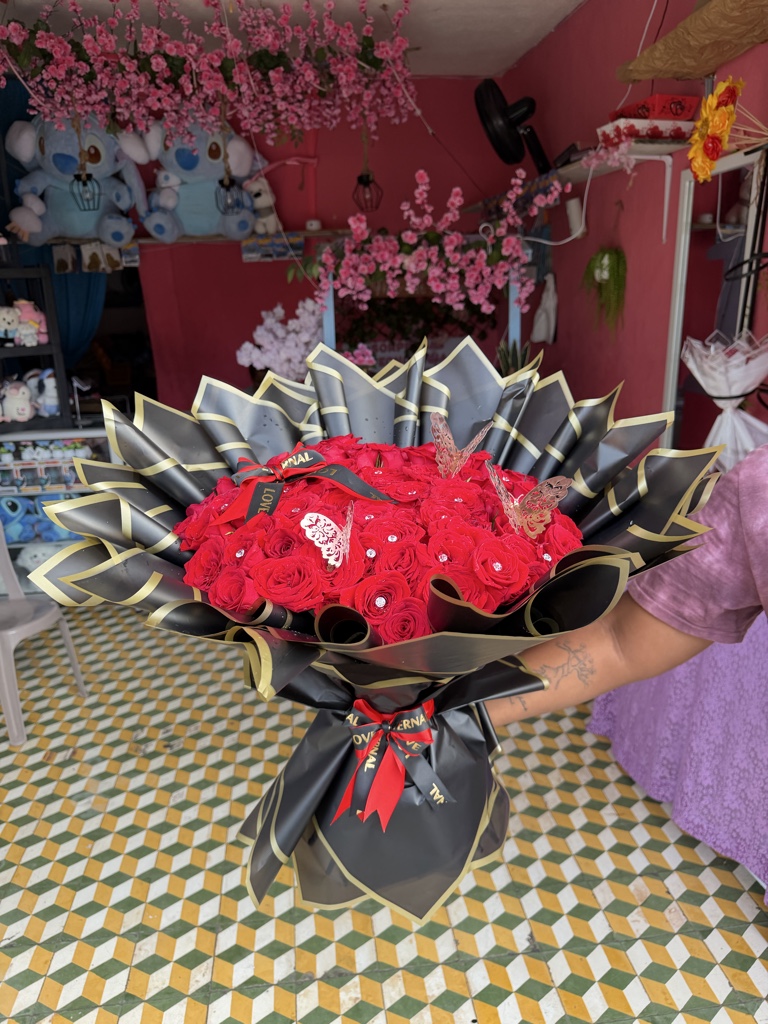Ramo de 100 rosas rojas