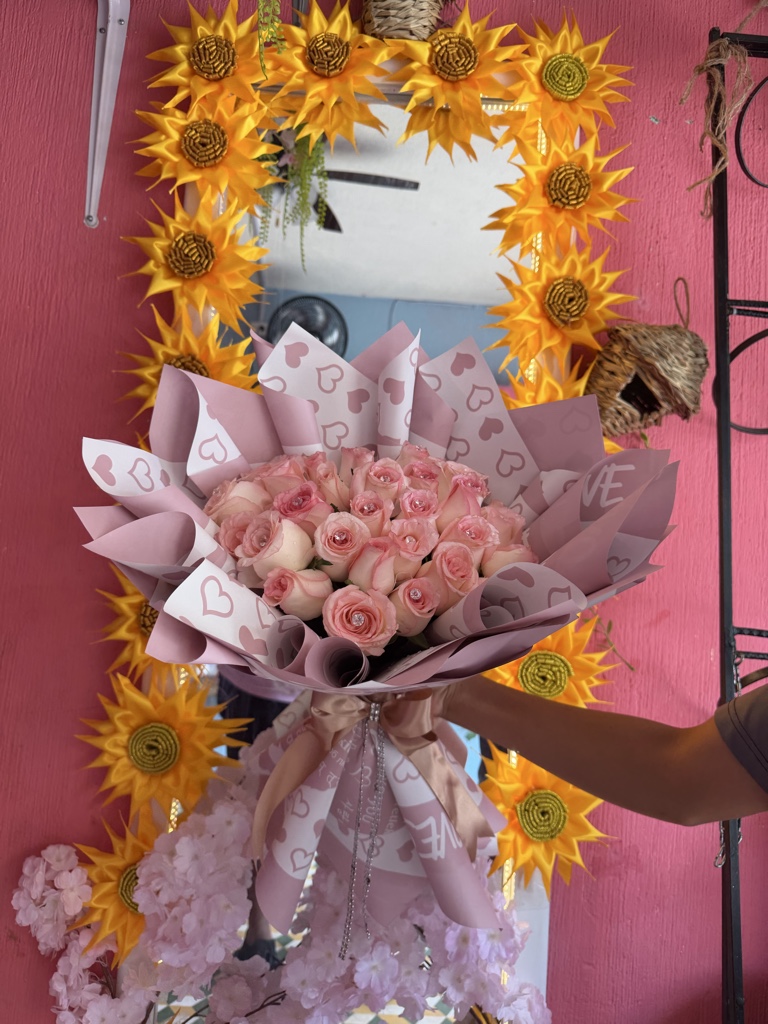 Ramo de 30 rosas naturales rosadas