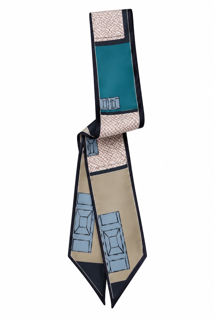 Mascada beige con tonos azules