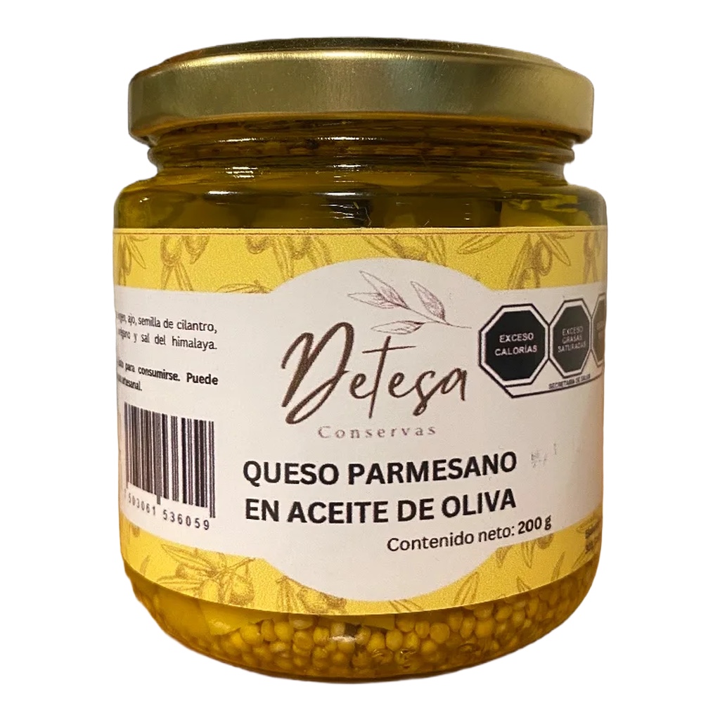 Queso parmesano en aceite de oliva