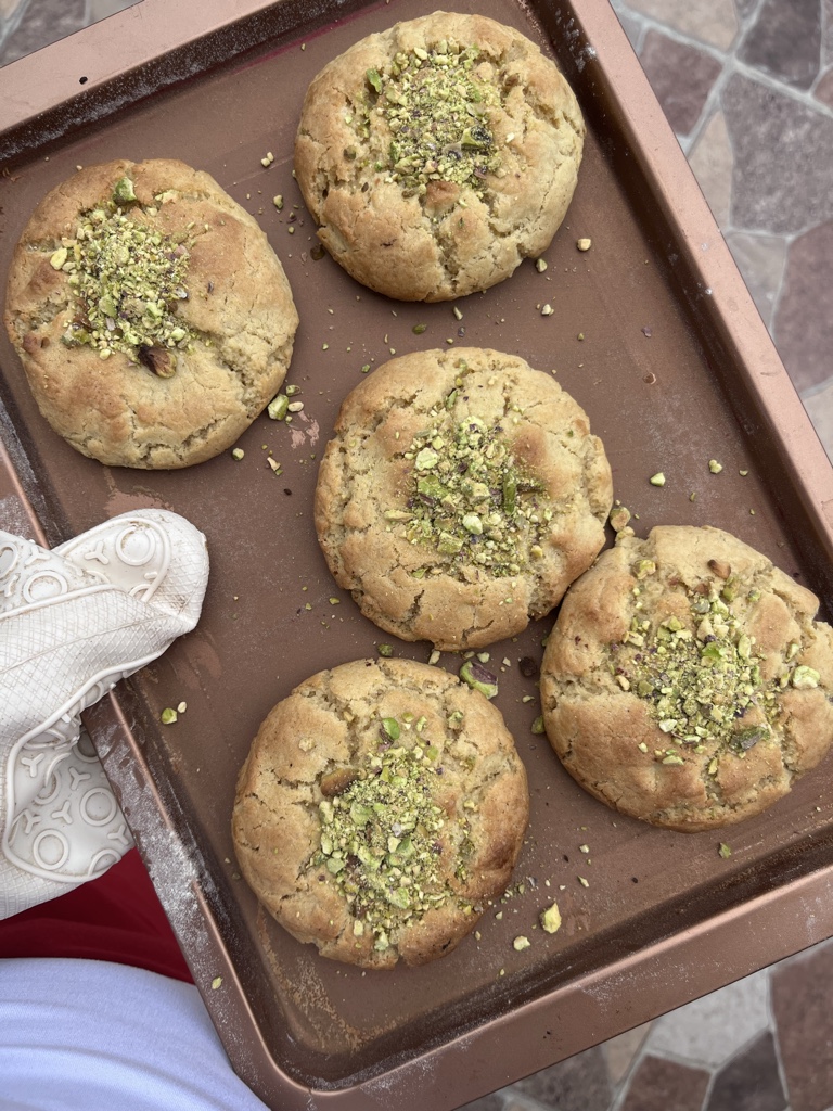 Galletas rellenas de pistacho