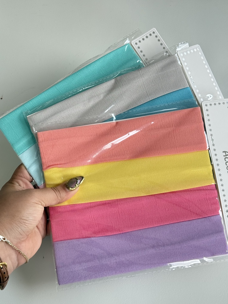 Accesorios de tela multicolor