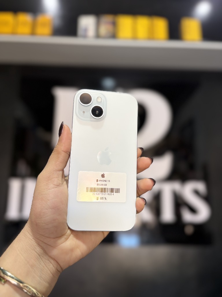Celular iPhone 15 256 gb azul
