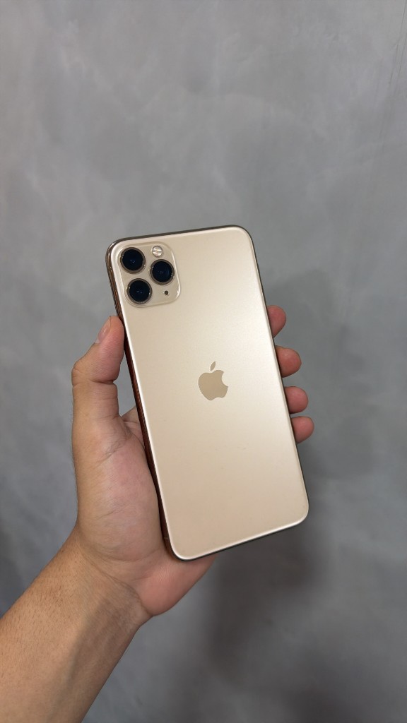 Celular iPhone 11 pro Max 256