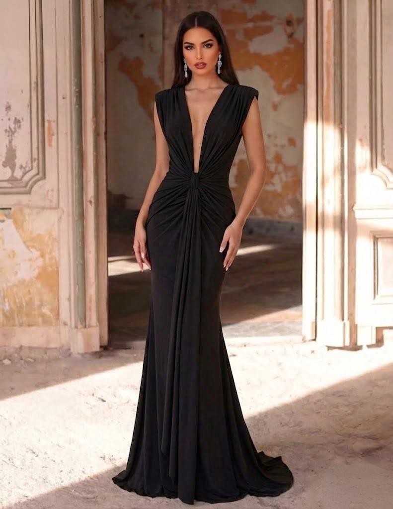 V NECK KNOT FRONT MAXI DRESS BLACK