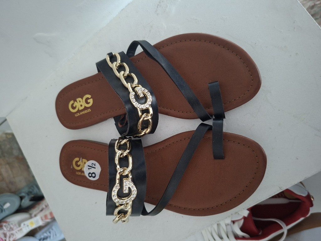 SANDALIAS GUESS NEGRO SIN CORREA 8.5