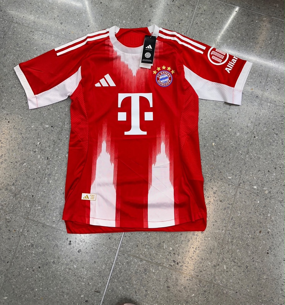 Bayern Múnich local 25/26