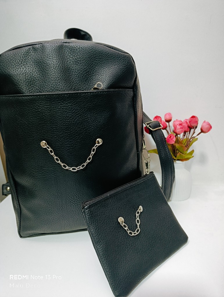 Mochila cuerina