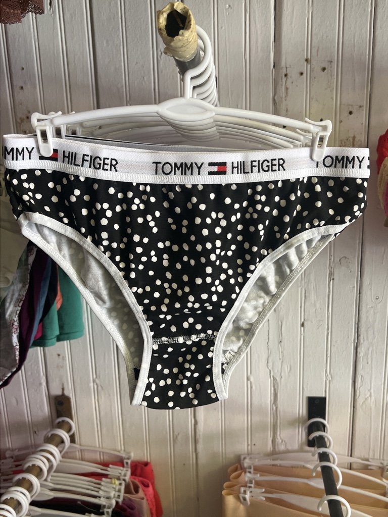 Tommy Hilfiger panty negra de puntos