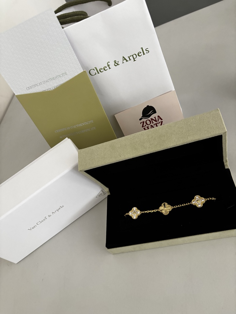 Van Cleef (Crystal & Gold)