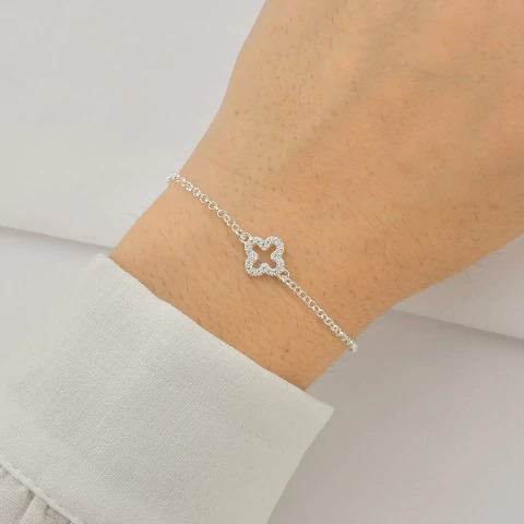 Pulseira trevo vazado