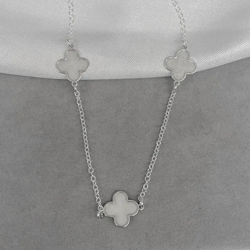 CHOKER 3 VAN CLEEF BRANCO PEROLADO 35+5CM