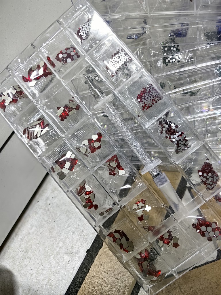 Caja de Cristales Rojos