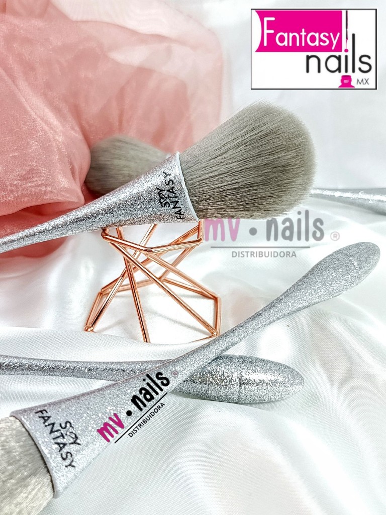Fantasy Bledo Glitter Brush Silver