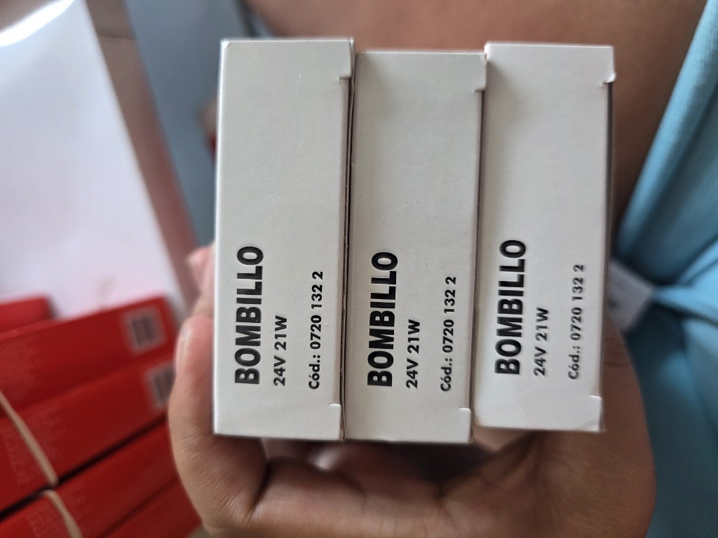 Bombillo 24V 21W