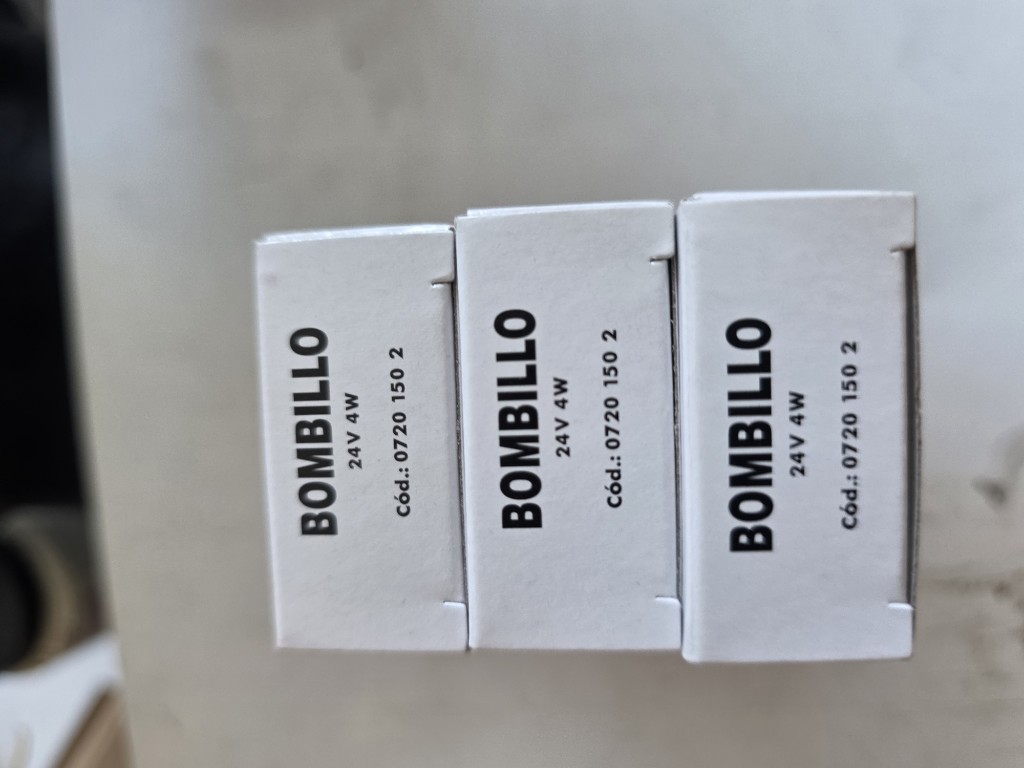 Bombillo 24V 4W