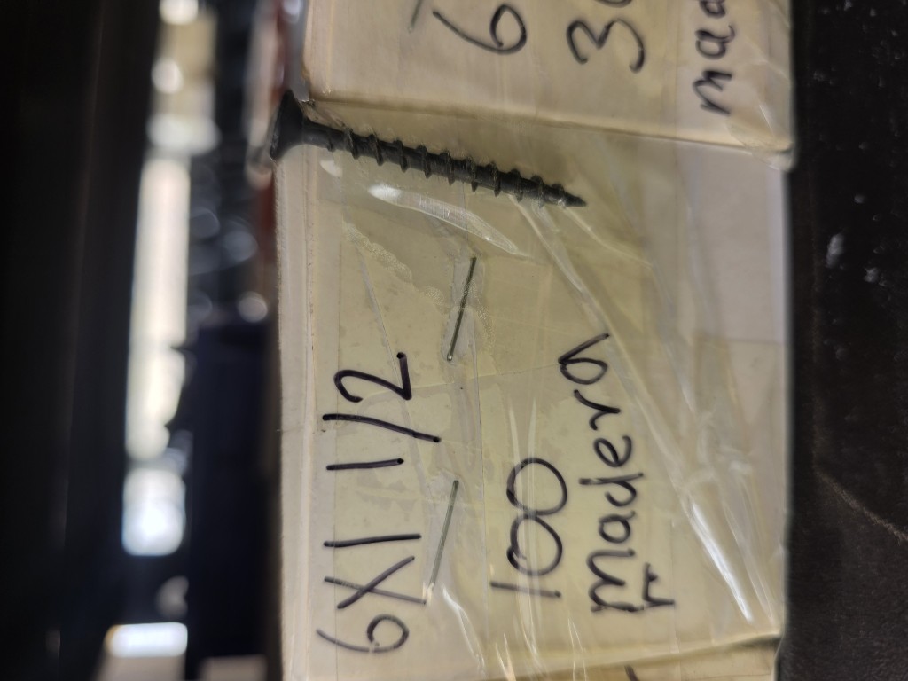 6 x 1/2 MADERA