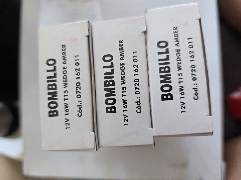 Bombillo T15 amber 12V 16W